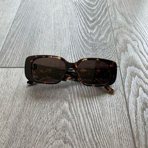 banbe the heatherton brown tortoise square sttement sunglasses eyewear new